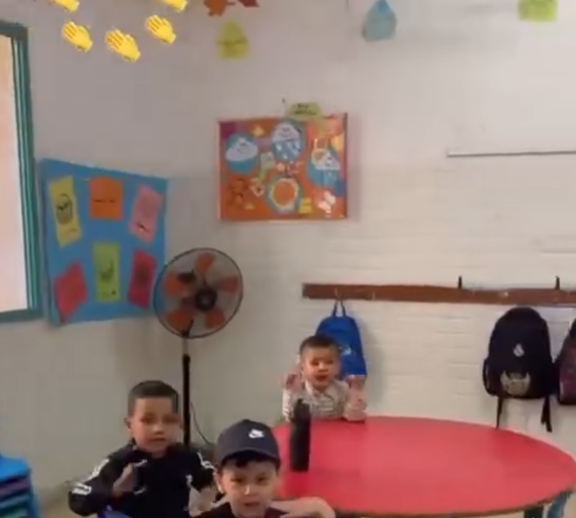 Learning English Numbers Through Songs 💛